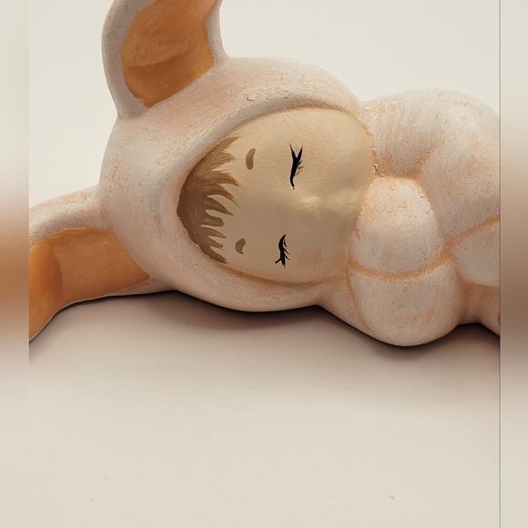 Vintage Handpainted Sleepy Bunny Baby Figurine. Marked CC. - Picture 2 of 7